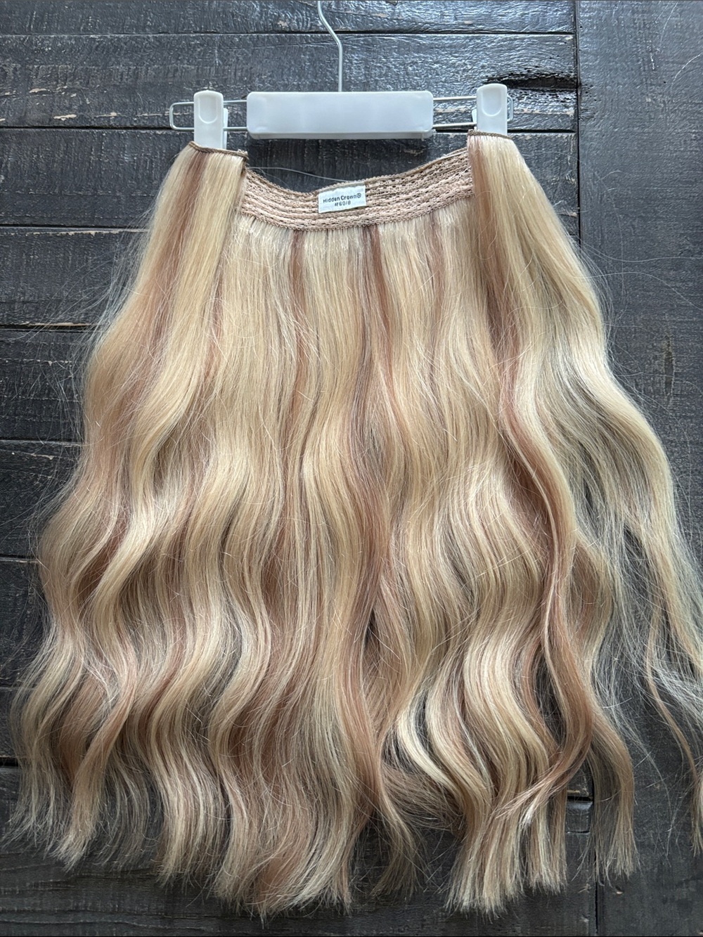 18 inch Blonde Beach Wave HALO Hair Extension - Natural Blonde - Picture 3 of 4